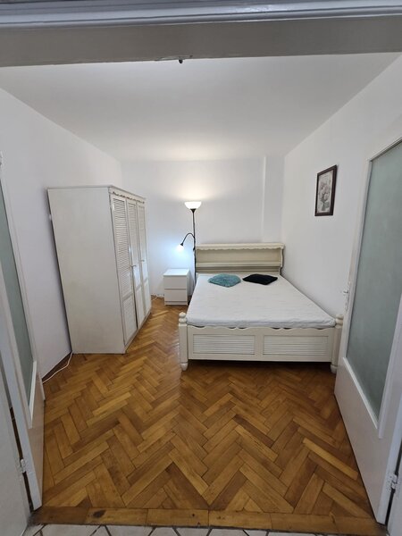 Metrou Piata Muncii, Decebal, Apartament cu 2 Dormitoare 70mp, AC, Boiler