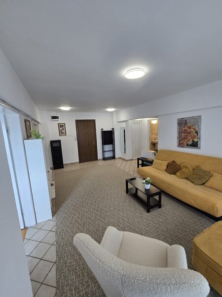 Metrou Piata Muncii, Decebal, Apartament cu 2 Dormitoare 70mp, AC, Boiler