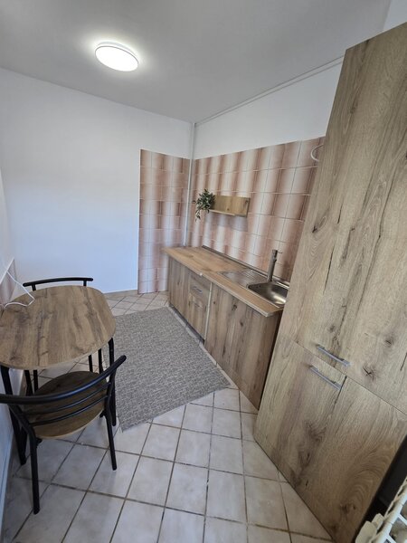 Metrou Piata Muncii, Decebal, Apartament cu 2 Dormitoare 70mp, AC, Boiler